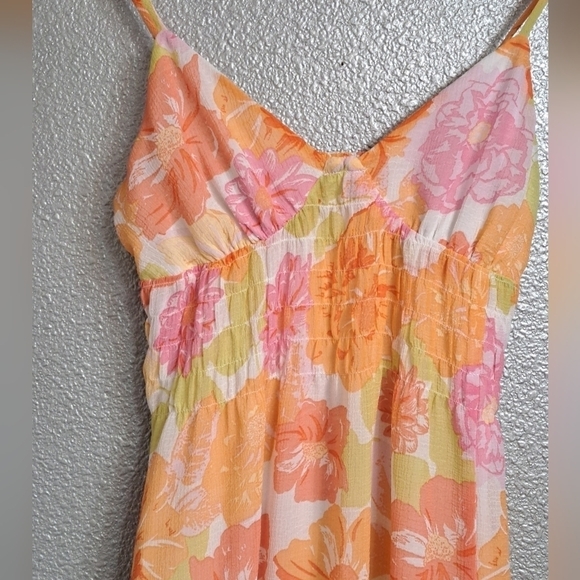 Stitch & Pine Brightly Printed Princess Cut Midi Dress   Size M - Picture 7 of 7